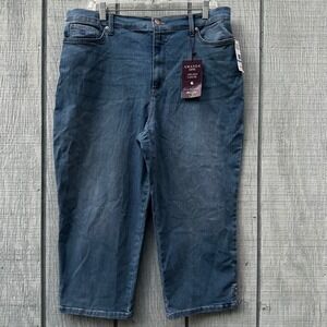 NWT Gloria Vanderbilt Amanda Capri Jeans Women's Size 18 Classic Rise Denim Blue